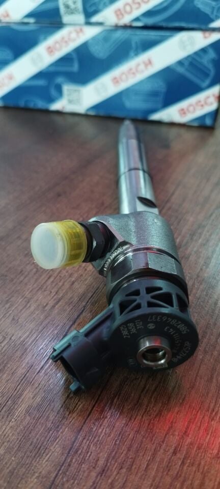 BOSCH 0445111143 ENJEKTÖR